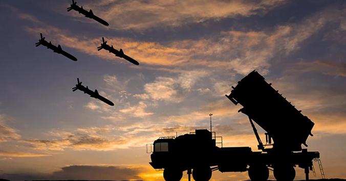 Швецькі Patriot захищатимуть хаб у Польщі через який постачають зброю Україні. Фото: