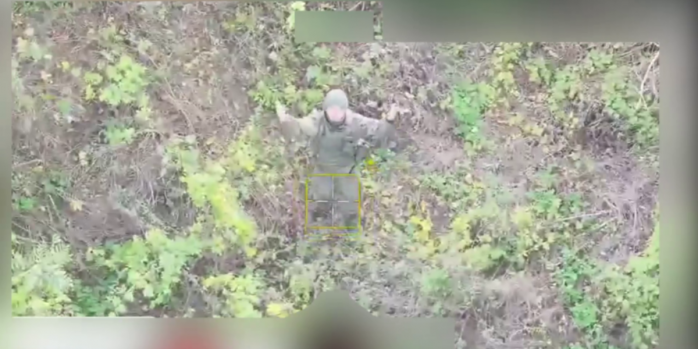 Взяття в полон російського загарбника, скріншот відео