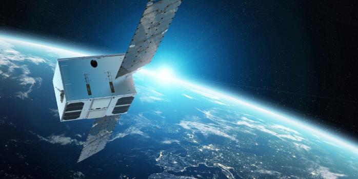 В космосе заработал первый спутник украинской сети связи, фото: GOMspace