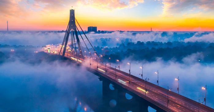 В Україні планують побудувати 21 альтернативну мостову переправу через річки. Фото: 