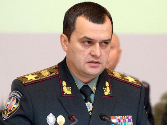 Помер капітан внутрішніх військ, який ніс службу на Грушевського — Захарченко