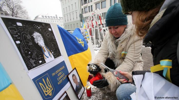 Активисты в Берлине создали «альтернативное посольство» Украины (ФОТО)