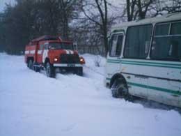 Из-за непогоды транспортное сообщение осложнено в 11 областях Украины