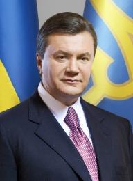 Янукович затвердив закон про амністію і скасував «поліцейські» закони