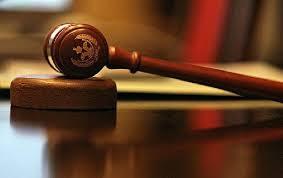 Верховный суд разрешил участвовать в своих заседаниях в режиме видеоконференции