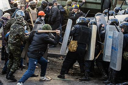 В ходе столкновений в Киеве погибло 11 гражданских лиц — Минздрав