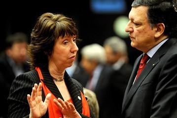 Баррозу сподівається, що на екстреному засіданні в Ештон схвалять санкції проти українських посадовців