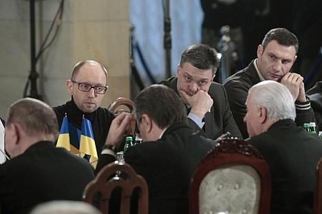 Встреча лидеров оппозиции и Януковича завершилась, результат неизвестен