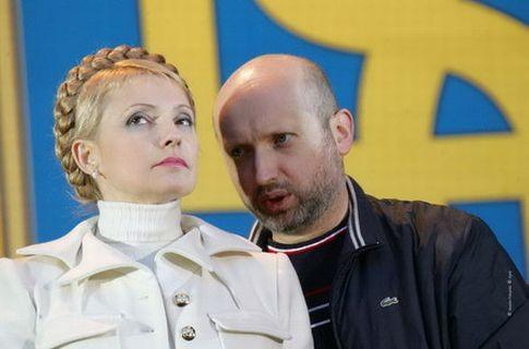 Турчинов подписал закон о реабилитации Тимошенко