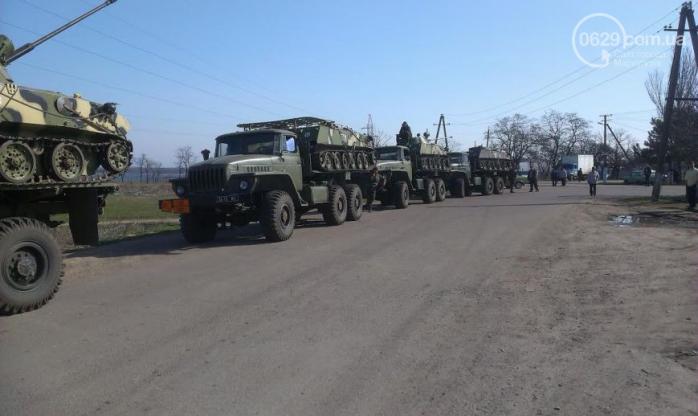 Колону української військової техніки неподалік російського кордону розблокували ще вранці — міліція