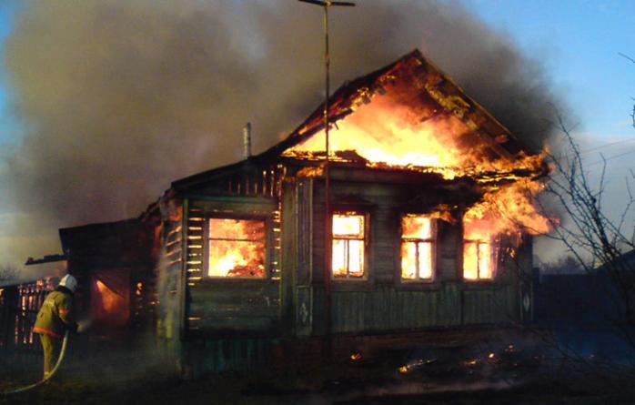 В Хмельницкой области в результате пожара в доме погибли двое детей