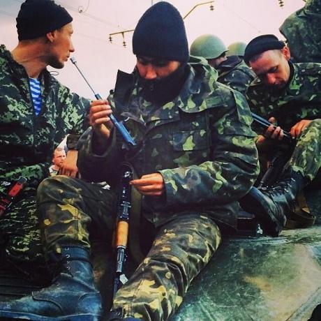 Военные под Краматорском сдали затворы командиру, а не сепаратистам — «Информсопротивление»