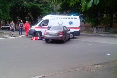 В Мариуполе возле штаба ДНР слышны автоматные очереди