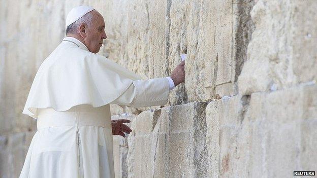 Папа Римський зустрінеться з жертвами сексуального насильства священиків