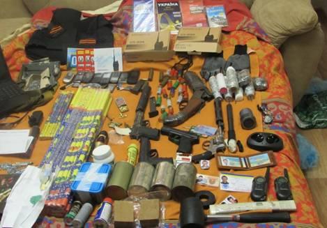 В Одесі затримали трьох терористів зі зброєю і вибухівкою (ФОТО)