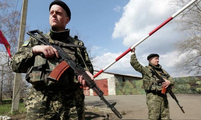 Силовики отбили атаку террористов на луганский погранпункт