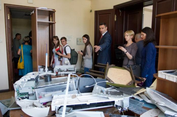 Кличко будет собирать пожертвования на ремонт Киевсовета