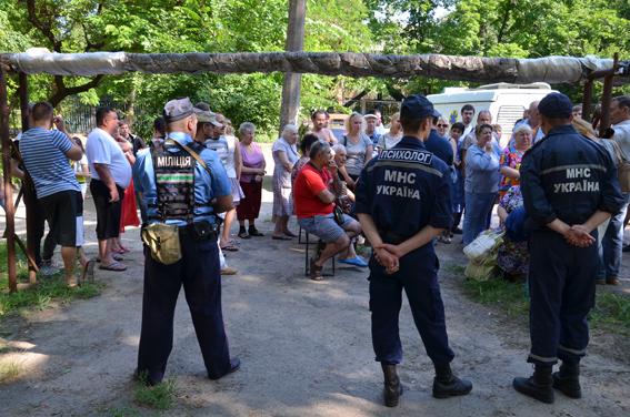 Взрыв дома в Николаеве: милиция расследует нарушение требований пожарной безопасности (ФОТО, ВИДЕО)