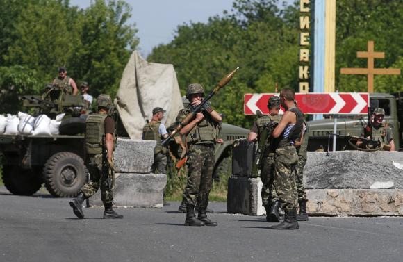 В парламенте собираются вернуться сегодня к законопроекту о военном положении на Донбассе