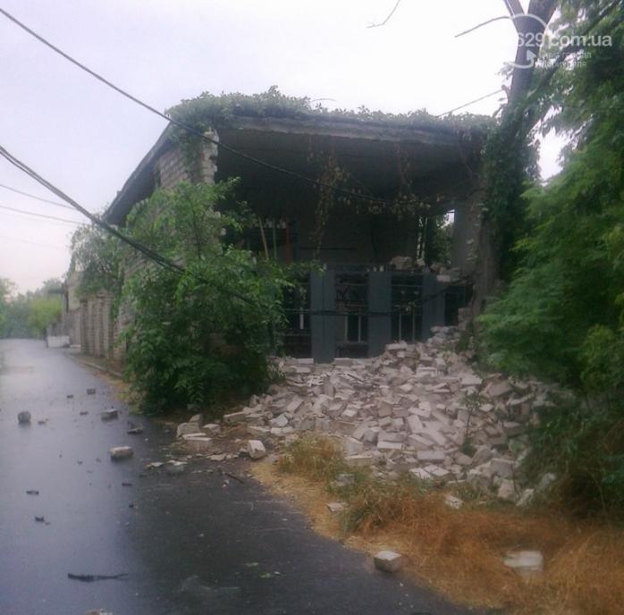 В Мариуполе взорвали трансформаторную подстанцию: обесточен телецентр