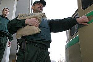 В Луганске боевики отобрали у инкассаторов 1 млн грн
