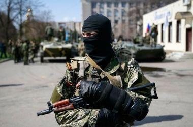 Боевики отобрали огнестрельное оружие у охраны Донецкой железной дороги