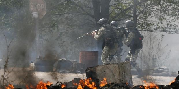 За неделю перемирия убиты более 20 украинских силовиков — Аваков