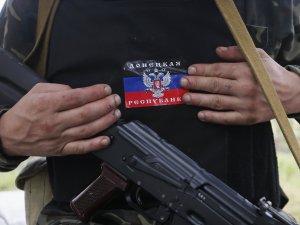 В Донецке в жилой дом попал снаряд