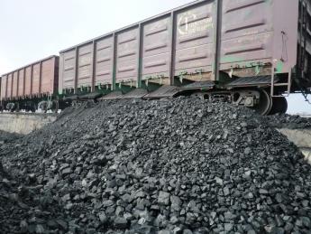 В Луганске боевики украли более 5 тыс. тонн угля