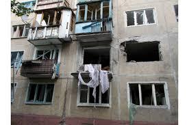 В Донецке всю ночь стреляли, разрушено много домов