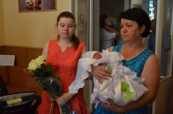 В Україні у переселенців з Донбасу народилося вже 196 немовлят