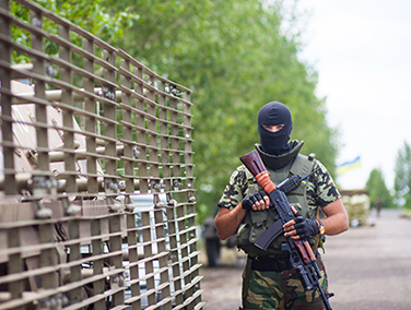 Нацгвардія заявляє, що знищила КамАЗи з бойовиками і зброєю на Донеччині