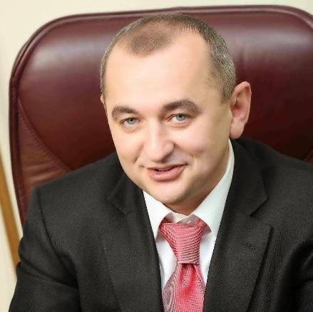 Главным военным прокурором Украины стал брат писательницы и депутата Матиос