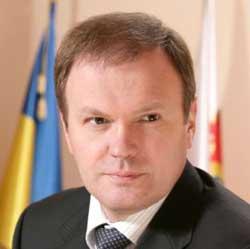Президент уволил председателя Киевской ОГА и назначил его снова