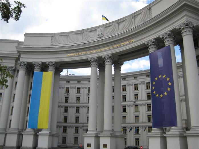 У МЗС України розповіли, що Лавров мав на увазі в заяві про вибори на Донбасі