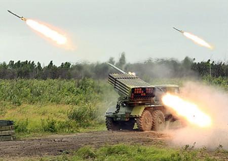 На Луганщине боевики обстреляли из «Градов» два села