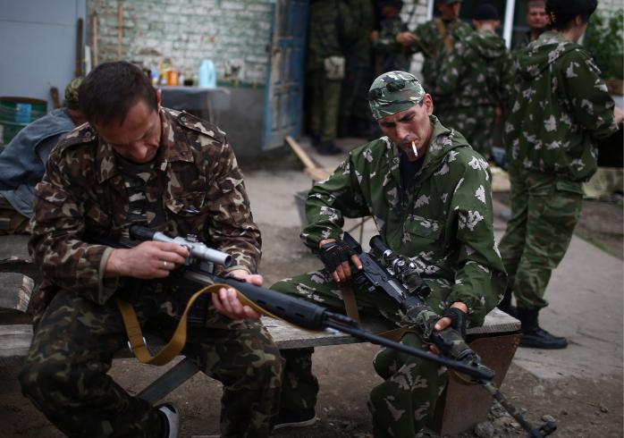 Ударні групи російських військ і бойовиків готові до наступу, формують другі ешелони — «ІО»