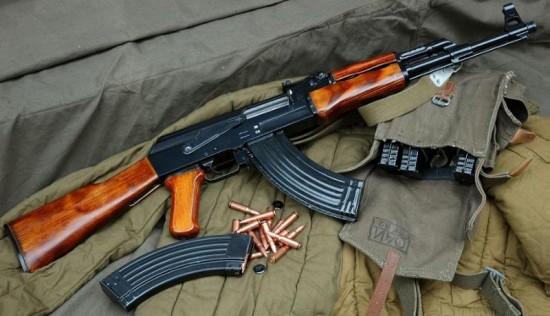Киевский суд арестовал волонтера, задержанного за торговлю оружием из зоны АТО