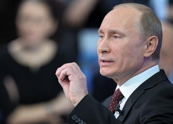 Путин назвал неадекватной реакцию Запада на аннексию Крыма Россией