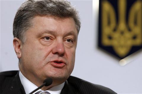 Порошенко допускает новые переговоры по Донбассу, но требует выполнения Минского соглашения