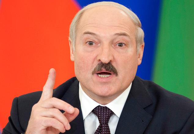 Лукашенко заявил, что бизнесмены сумеют обойти санкции