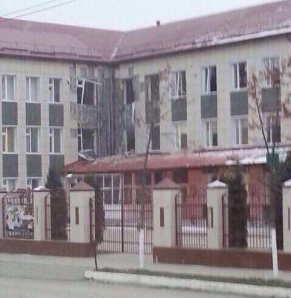 В Грозном до 200 повстанцев забаррикадировались в школах и детсадах — СМИ (ВИДЕО)