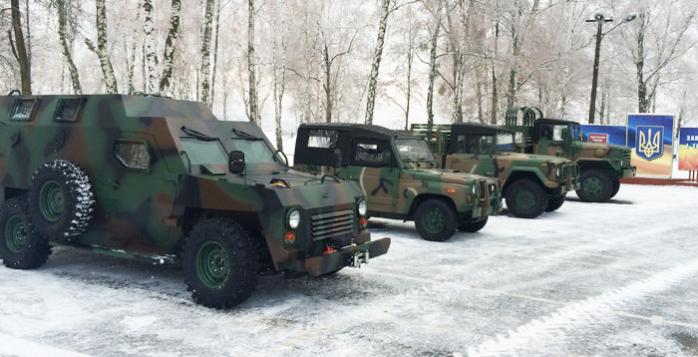 Компания «Богдан Моторс» показала новый бронеавтомобиль для сил АТО (ФОТО)