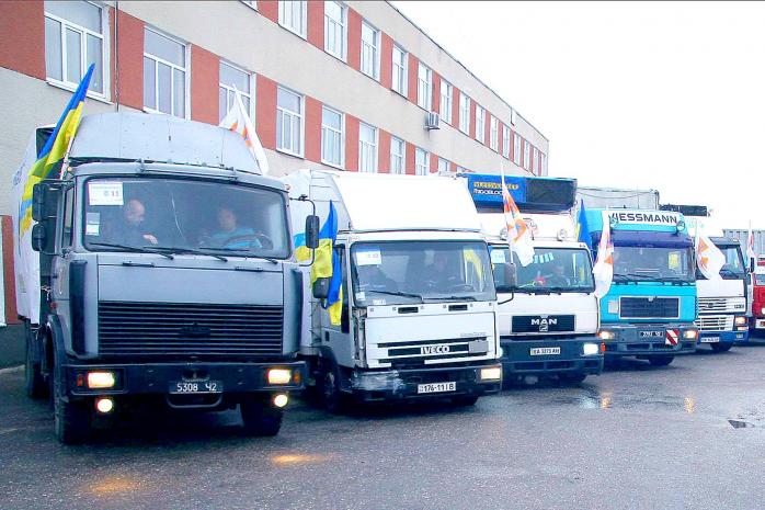На Донбас вирушили 26 вантажівок з гуманітарною допомогою для жителів звільнених і окупованих територій (ФОТО)