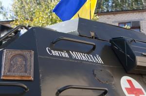 У Миколаєві для армії створили броньовані «швидкі допомоги» (ФОТО)