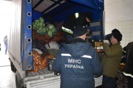 В Луганскую область прибыла гумпомощь Украины, в Донецкую — конвой из Абхазии