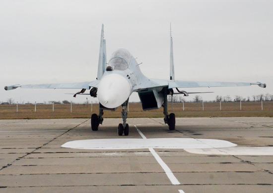 У Крим перекидають винищувачі Су-30