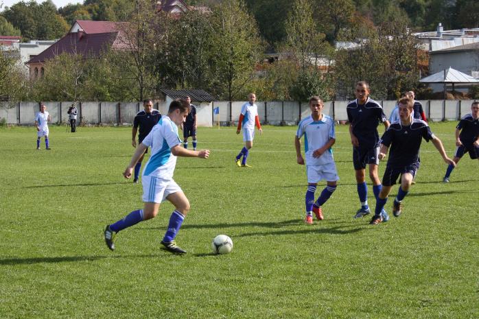 Справа про неякісні футбольні м’ячі від ФФУ: прокуратура не знайшла їх в Україні і закрила провадження