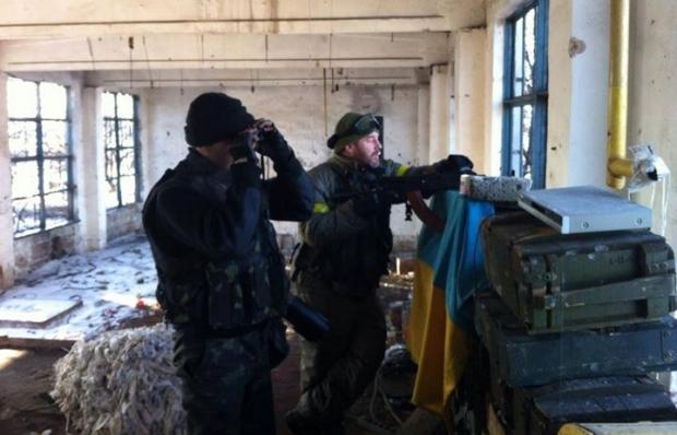 Из-под аэропорта Донецка эвакуировали шестерых раненых бойцов