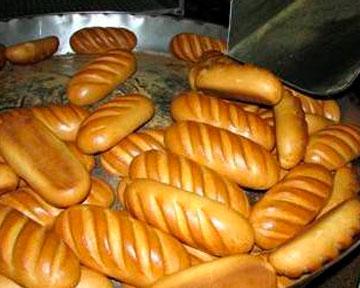 Киевские власти обещают удерживать цены на популярные сорта хлеба в течение трех лет